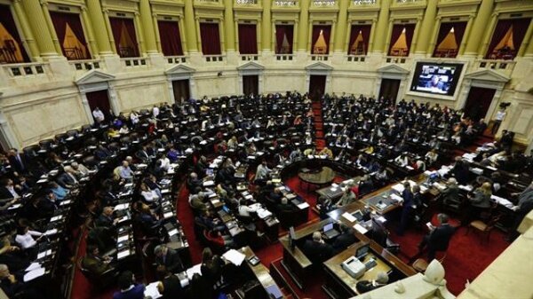 Con fuertes cruces entre Cambiemos y la oposici�n, Diputados debate la expulsi�n de Julio De Vido