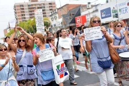 Scioli no pag� sueldos a docentes de Tigre y hubo tensi�n en la Panamericana
