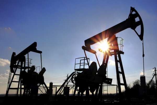 Acuerdo en Casa Rosada por el conflicto petrolero, garantiz� subsidios para evitar despidos
