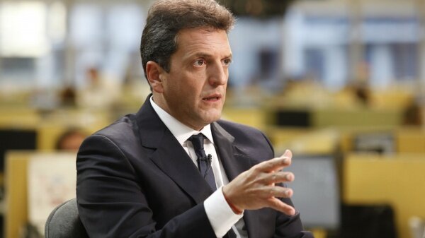 Massa endurece el discurso anti Macri: Equivocarse tantas veces es falta de preparaci�n