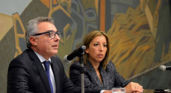 El massismo tambi�n rechaz� a los voluntarios de Vidal