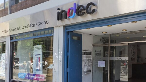 Conflicto en el INDEC, tras la cancelaci�n de 80 contratos laborales