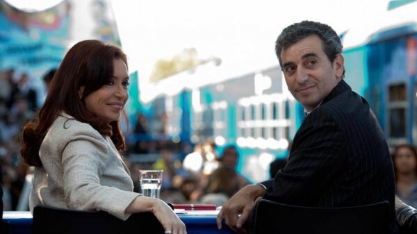 Randazzo tensiona la unidad de CFK: les pidi� a un grupo de dirigentes la necesidad de que haya PASO