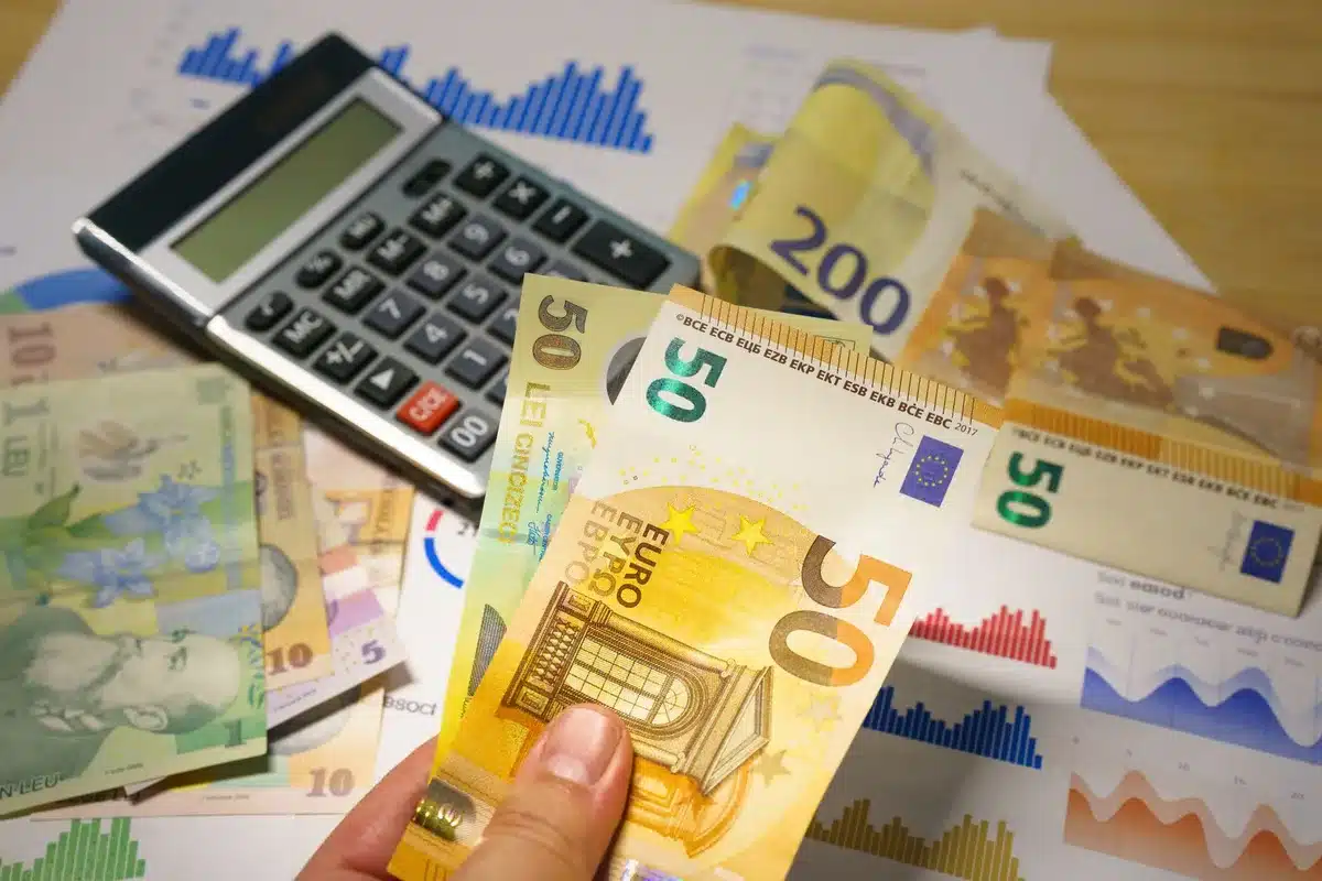 Gráfico comparativo de diferentes tipos de cambio y tasas de mercado
